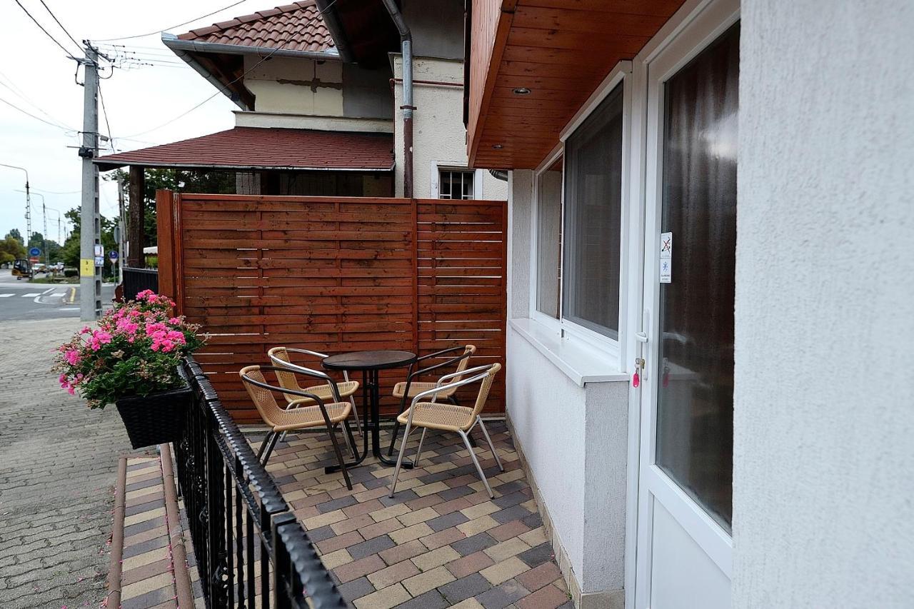 Ferienwohnung Luca Apartman Balatonlelle Exterior foto